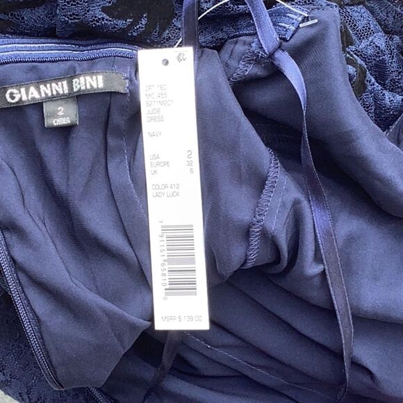 GIANNI BINI NWT WOMENS JUDIE DRESS NAVY LADY LUCK LACE SIZE 2 WEDDING,PARTY - Picture 6 of 7